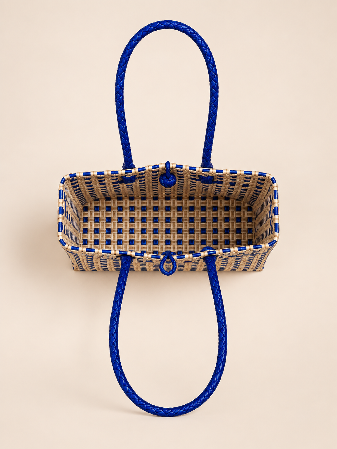Lakbay Dagat recycled-polypropylene lightweight travel tote, interior view
