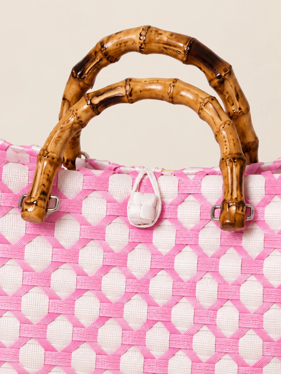 Kahoy Rosas recycled-polypropylene wood-handle bayong bag, woven detail
