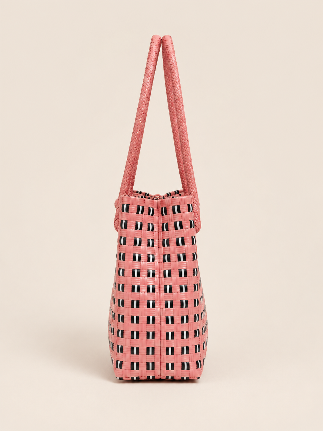 Habi Sampaguita — Kwadro recycled-polypropylene structured bayong tote, side view