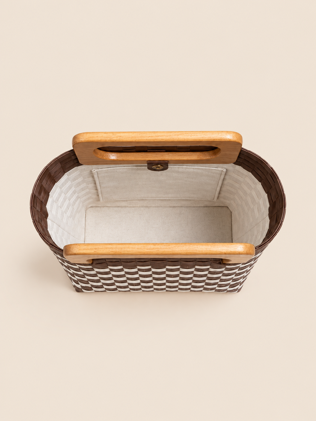 Habi Niyog recycled-polypropylene structured bayong tote, interior view