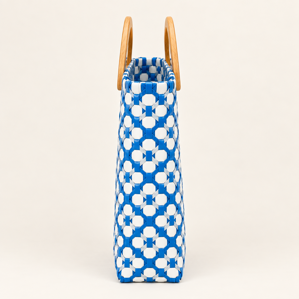 Side view of woven bag
