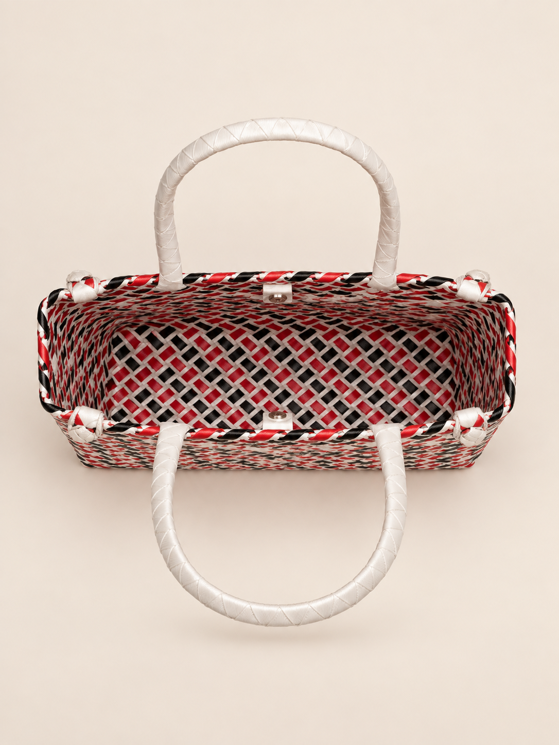 Lakbay Apoy recycled-polypropylene lightweight travel tote, interior view