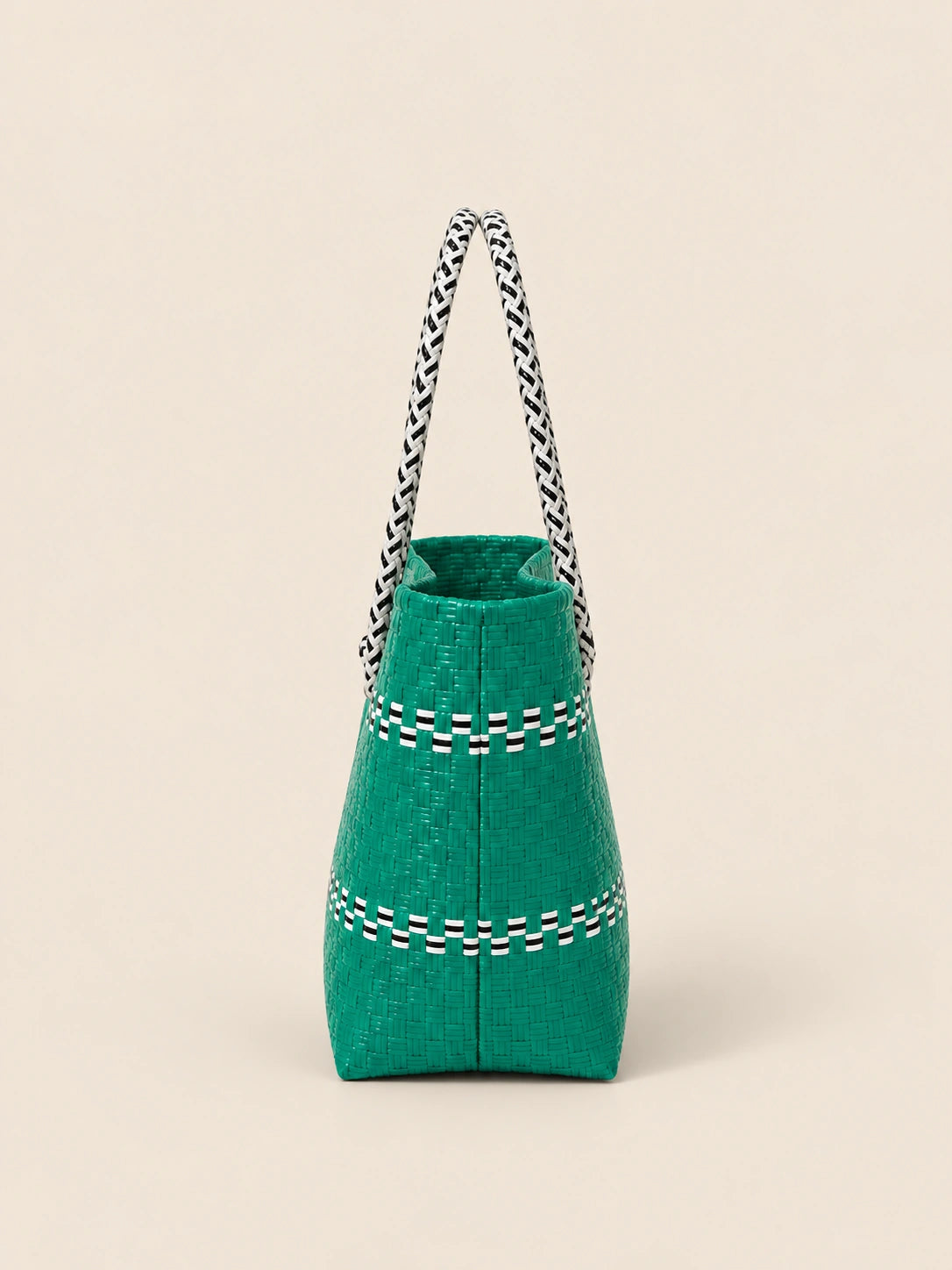 Lakbay Damo recycled-polypropylene lightweight travel tote, side view
