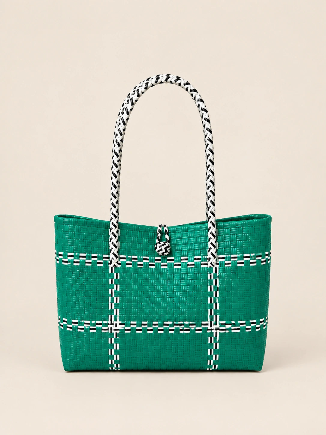 Lakbay Damo recycled-polypropylene lightweight travel tote, back view