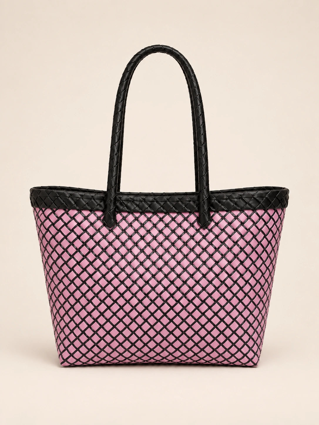 Habi Elegansya recycled-polypropylene structured bayong tote, back view