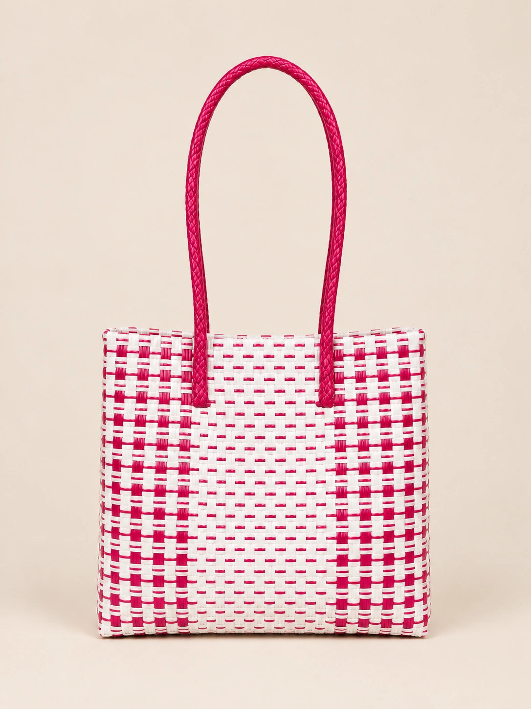 Habi Fresa Malaki recycled-polypropylene structured bayong tote, back view