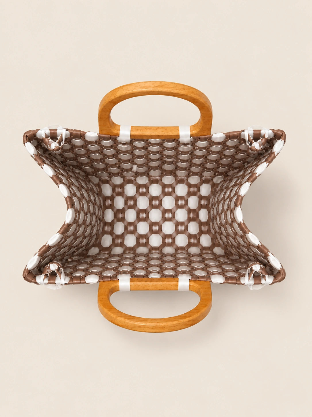 Kahoy Kastanyas recycled-polypropylene wood-handle bayong bag, interior view