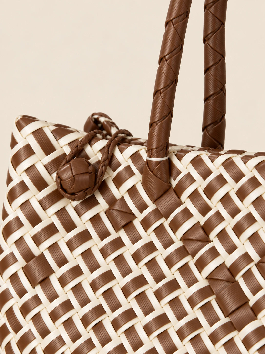 Lakbay Lupa recycled-polypropylene lightweight travel tote, woven detail