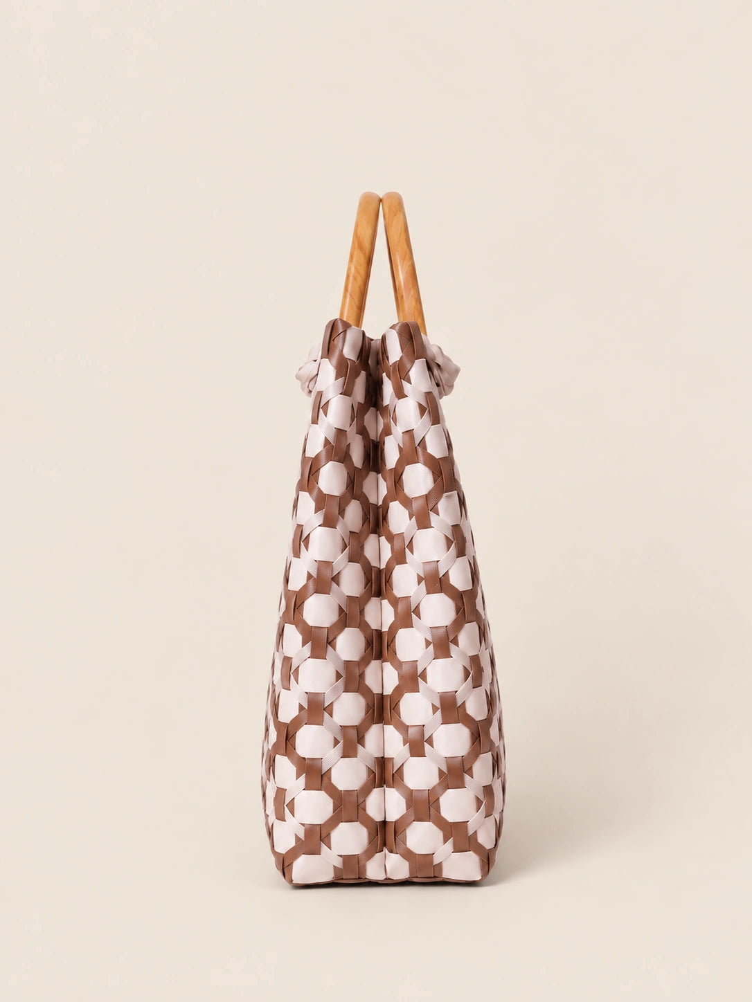 Kahoy Kastanyas recycled-polypropylene wood-handle bayong bag, side view